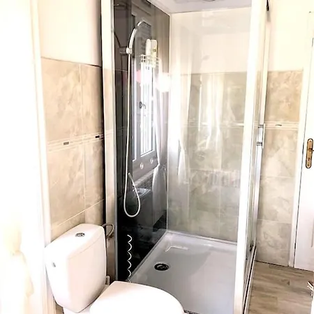 Maison De 5 Chambres Avec Sauna Jardin Clos Et Wifi A Voulmentin Saint-Clementin