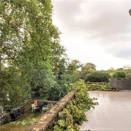 Σπίτι διακοπών Maison De 5 Chambres Avec Sauna Jardin Clos Et Wifi A Voulmentin